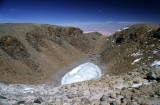 v kráteru Licancaburu; crater of volcano Licancabur, SW Bolivia