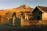 kostelík na Altiplanu; a chapel of Altiplano